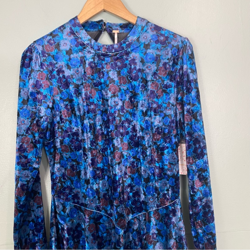 Free People Heartland Velvet Maxi Dress Blue Floral Open Back‎ Long Sleeve Large - Picture 3 of 8